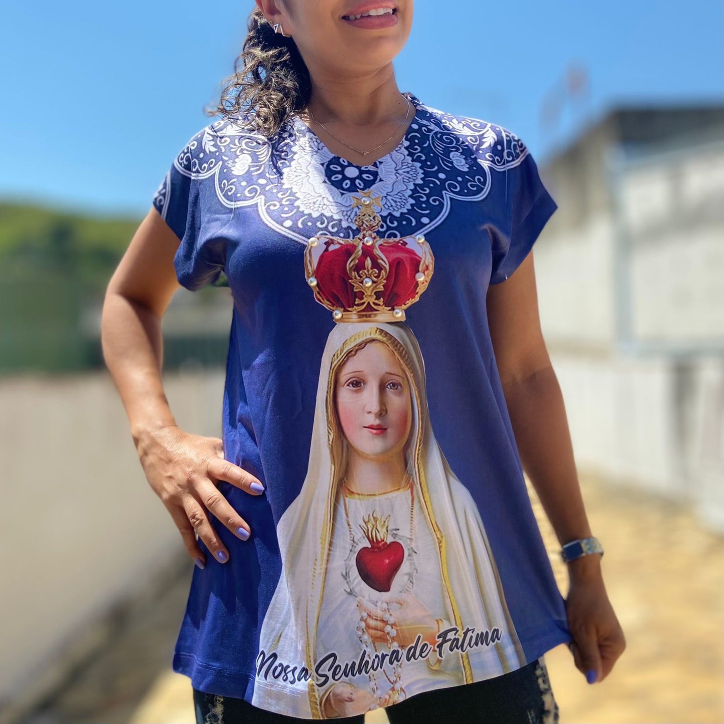 CAMISETA RELIGIOSA NOSSA SENHORA DE FÁTIMA AZUL MOD2 TAMANHO:M (1 UNIDADE)