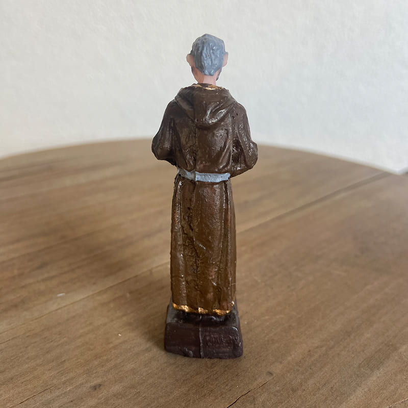 IMAGEM DE RESINA NACIONAL SANTO PADRE PIO MOD2 07CM (6 UNIDADES)