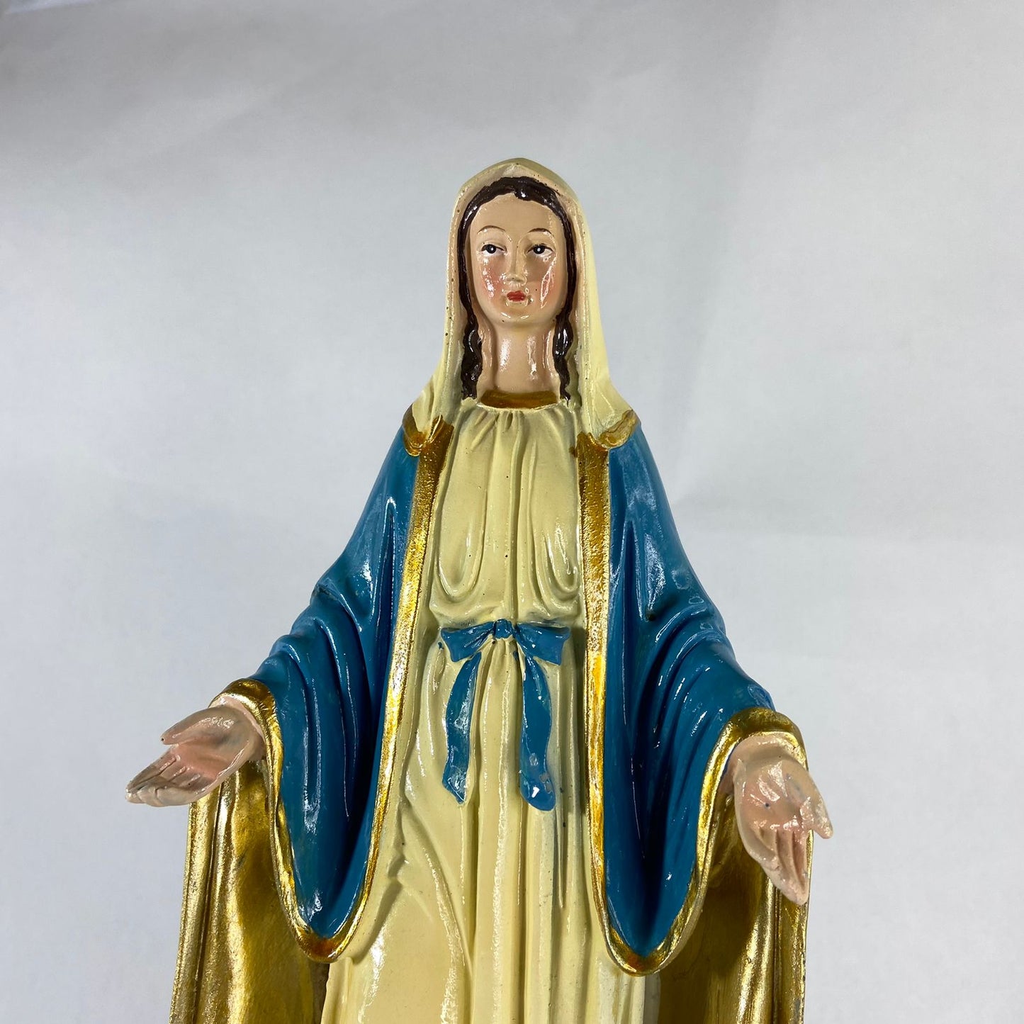 IMAGEM DE RESINA IMPORTADA NOSSA SENHORA DAS GRAÇAS MEDALHA MILAGROSA 29CM (1 UNIDADE)