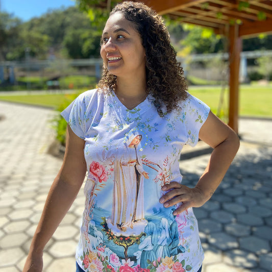 CAMISETA RELIGIOSA NOSSA SENHORA DE FÁTIMA COM PASTORES TAMANHO:GG (1 UNIDADE)
