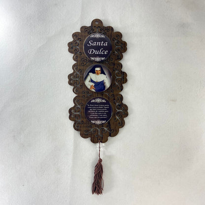 ADORNO ÚNICO TRIPLO SANTA DULCE DOS POBRES (1 UNIDADE)